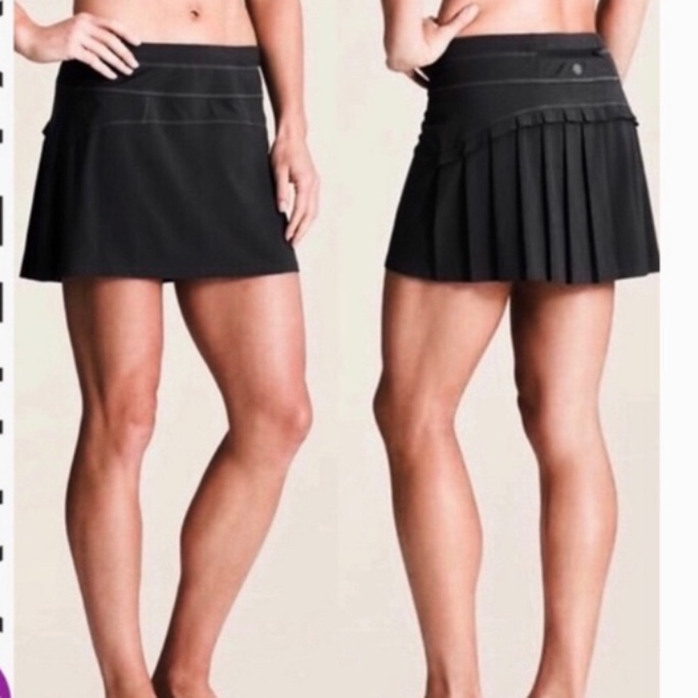 Athleta Runaround Skirt/ Skort